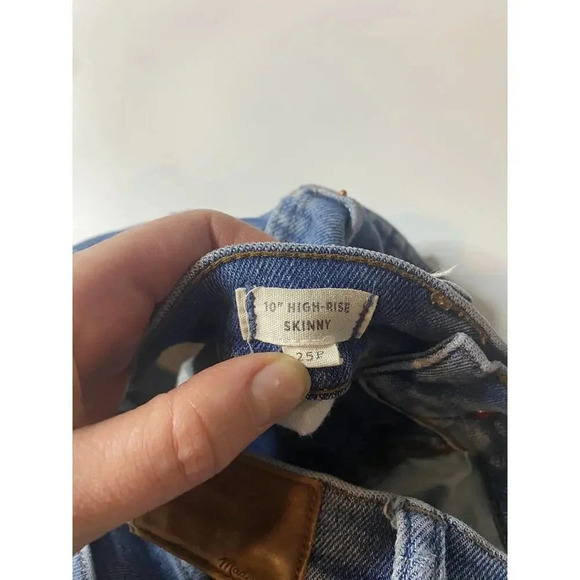 Madewell 10" High Rise Skinny 25P Button Fly Raw Frayed Jean - Picture 5 of 10